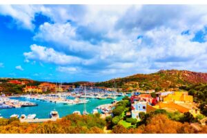 Panoramica del porto turistico di Porto Cervo in Sardegna