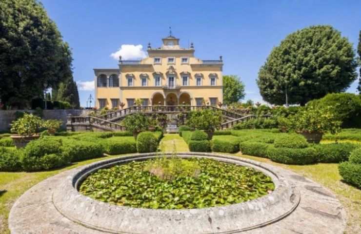 vista da fuori della villa Gioconda